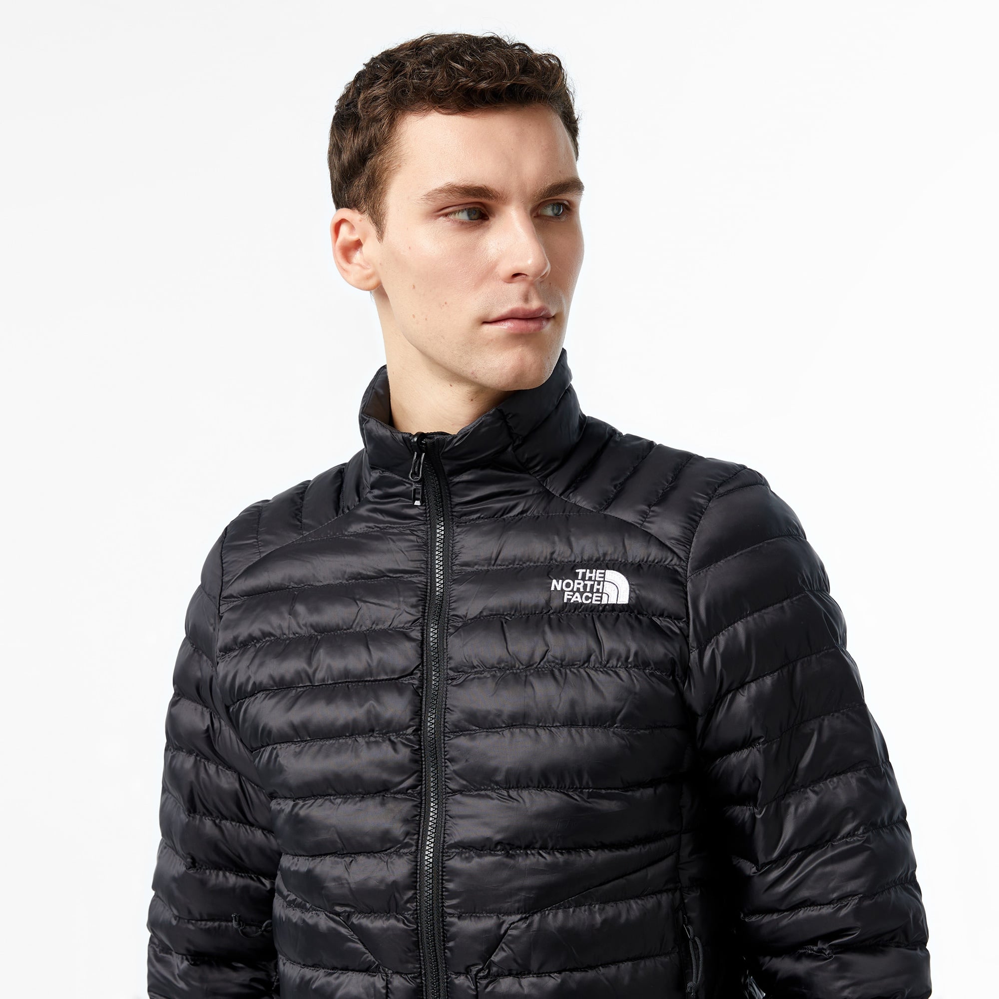 The North Face Huila Sentetik İzolasyonlu Erkek Siyah Mont