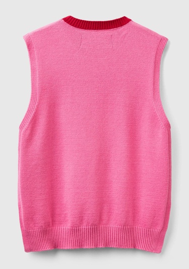  Kadın Pembe Viskoz Karışımlı Yanları Yırtmaçlı Kolsuz Kazak