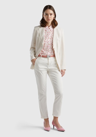  Kadın Krem Viskoz Karışımlı Slim Fit Blazer Ceket