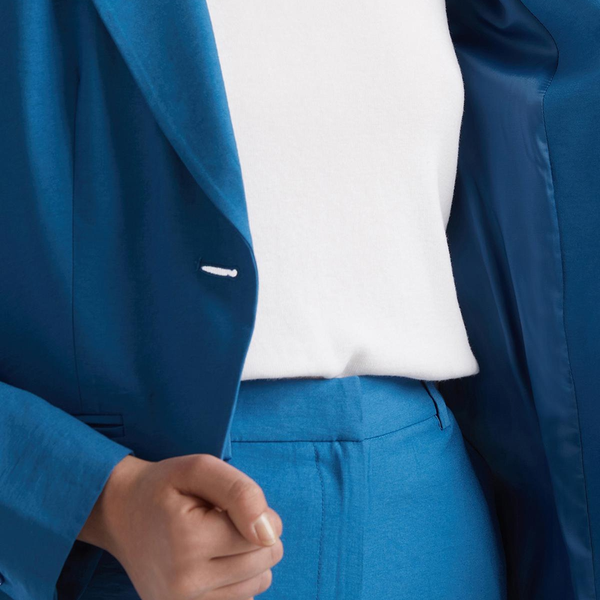 Kadın Koyu Mavi Viskoz Karışımlı Slim Fit Blazer Ceket