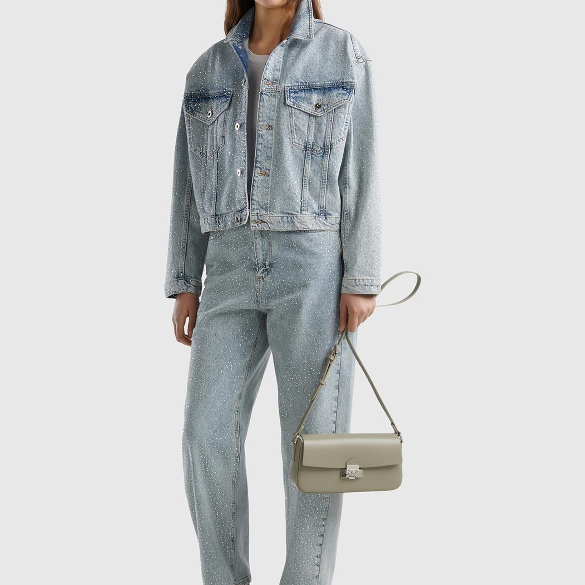 Kadın Açık Mavi %100 Pamuk Tamamı Baskılı Denim Kısa Ceket