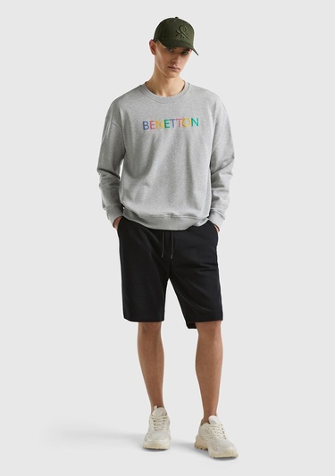  Erkek Siyah %100 Pamuk Logo Detaylı Beli Lastikli Bermuda Şort