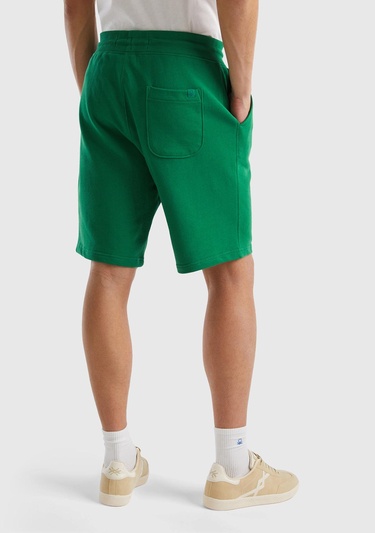  Erkek Koyu Yeşil %100 Pamuk Logo Detaylı Beli Lastikli Bermuda Şort