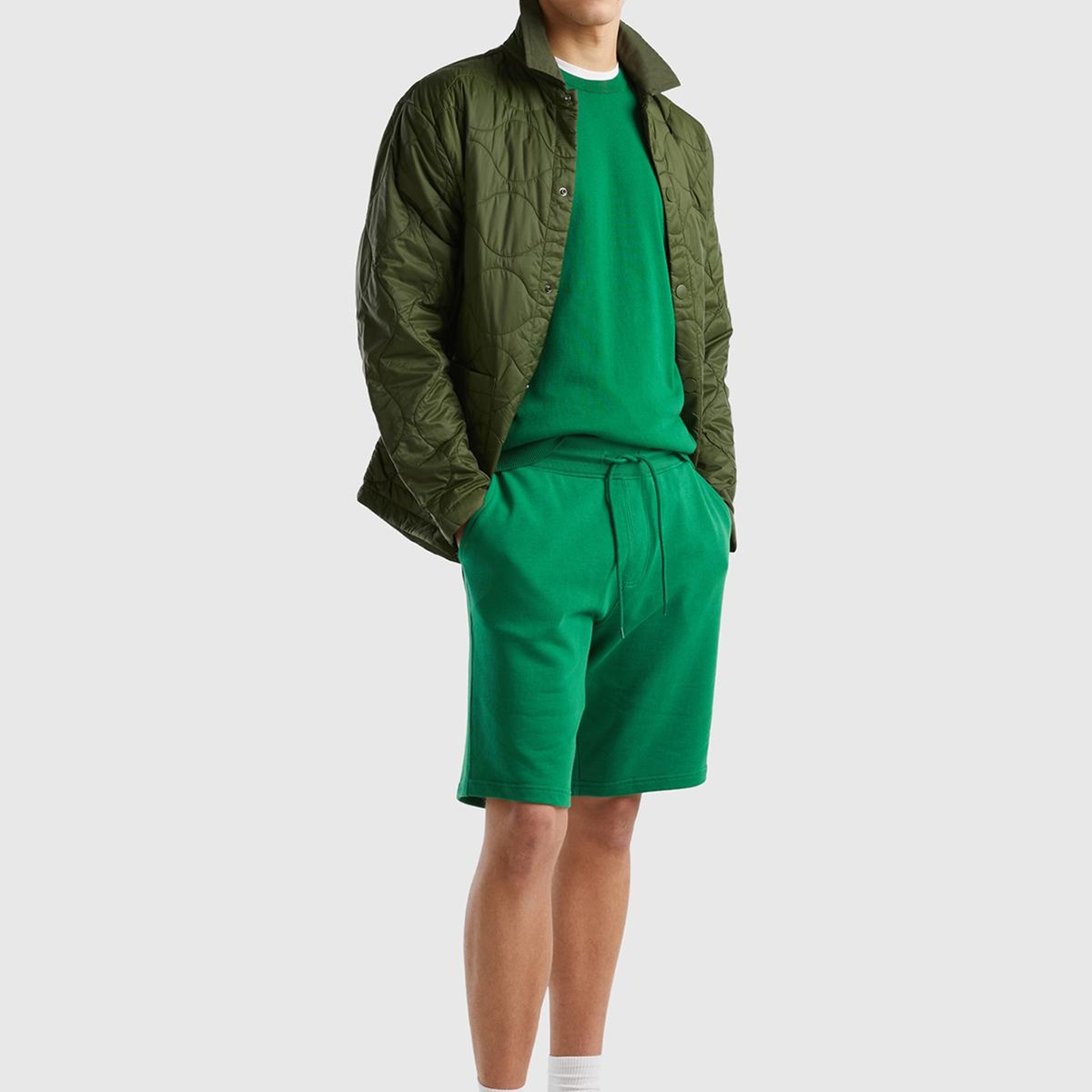 Erkek Koyu Yeşil %100 Pamuk Logo Detaylı Beli Lastikli Bermuda Şort