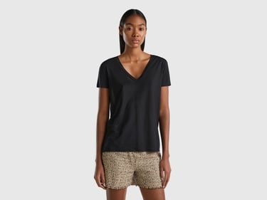  Kadın Siyah %100 Liyosel V Yaka T-Shirt