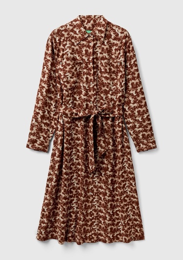  Kadın Kahve Mix %100 Viskoz Desenli ve Beli Kuşaklı Gömlek Yaka Uzun Elbise
