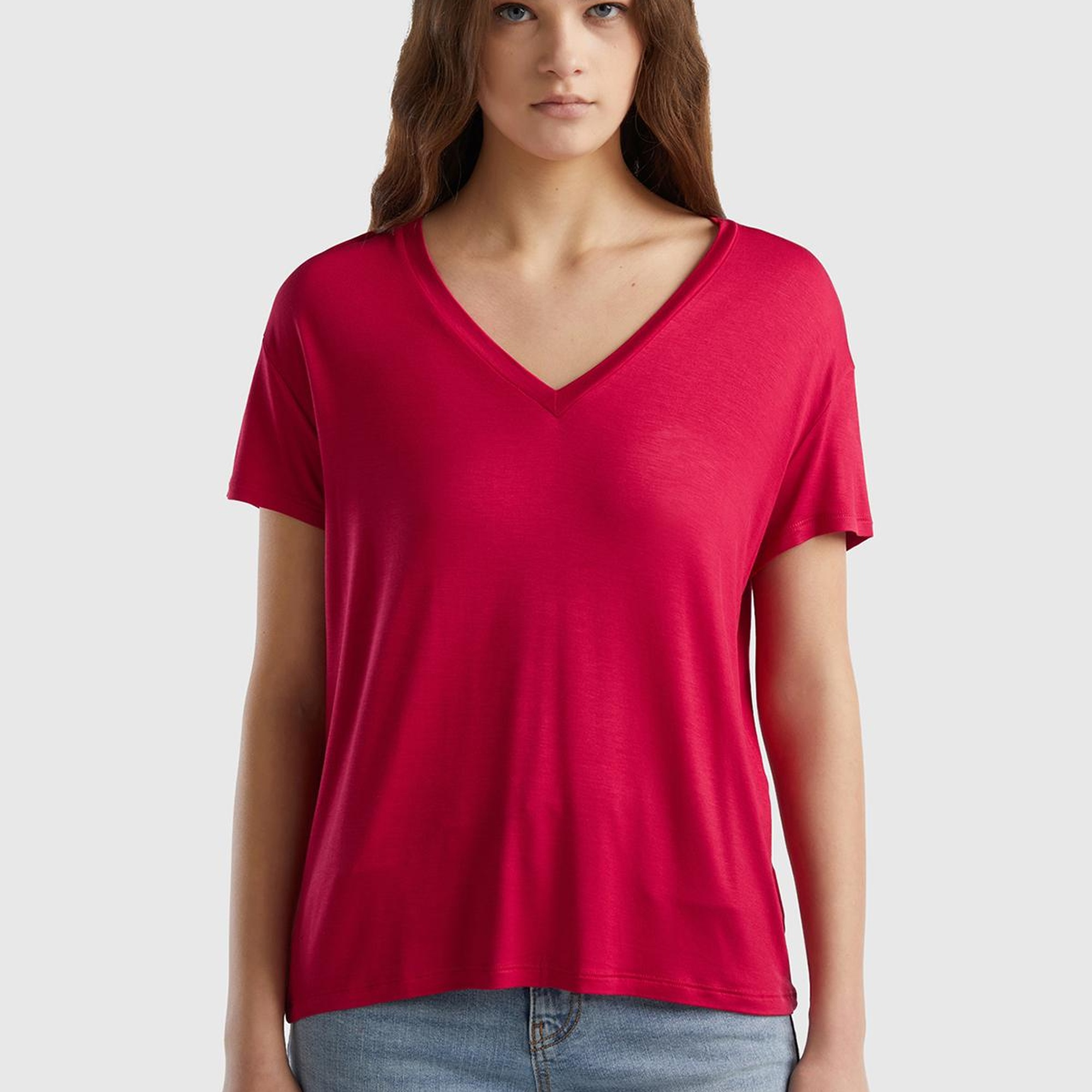 Kadın Fuşya Viskoz Karışımlı Geniş V Yaka Basic T-Shirt