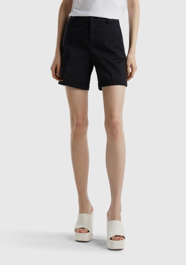  Kadın Siyah Mevsimlik Bermuda