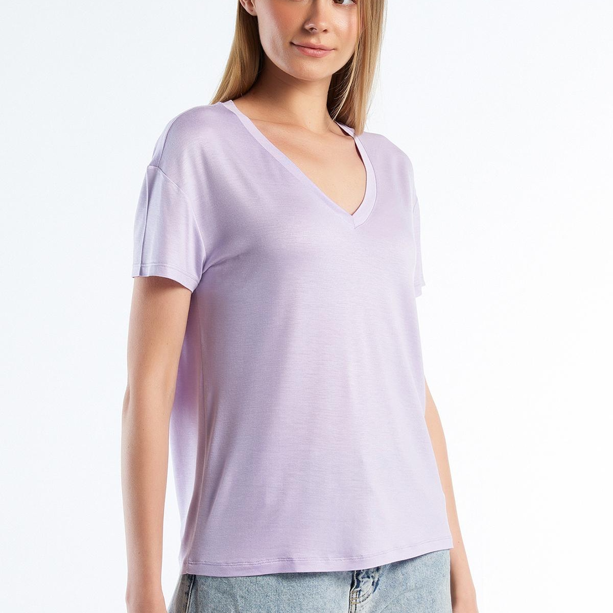 Kadın Lila Viskoz Karışımlı Geniş V Yaka Basic T-Shirt