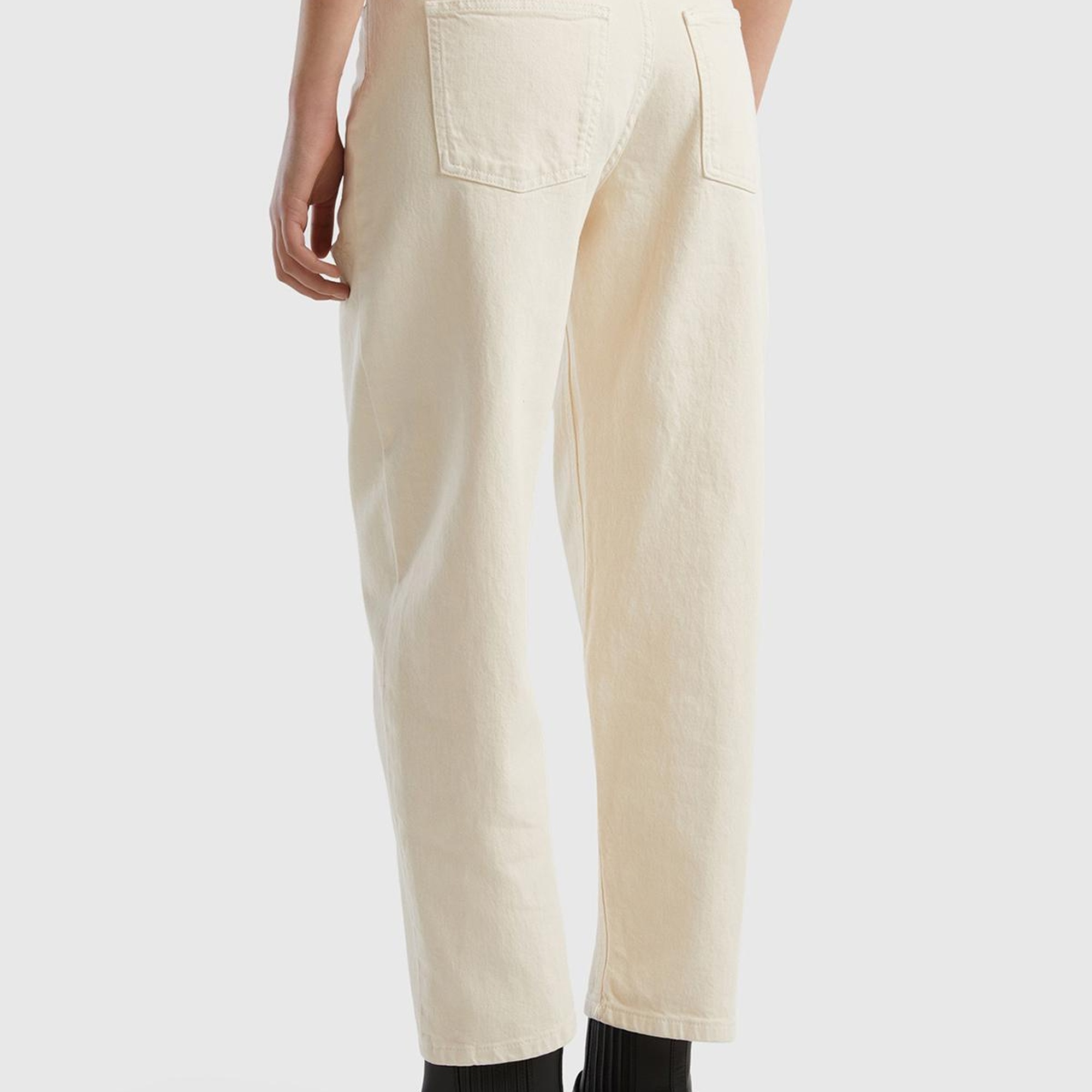 Kadın Krem Esnek Koton Carrot Fit Çiçek İşlemeli Denim Pantolon