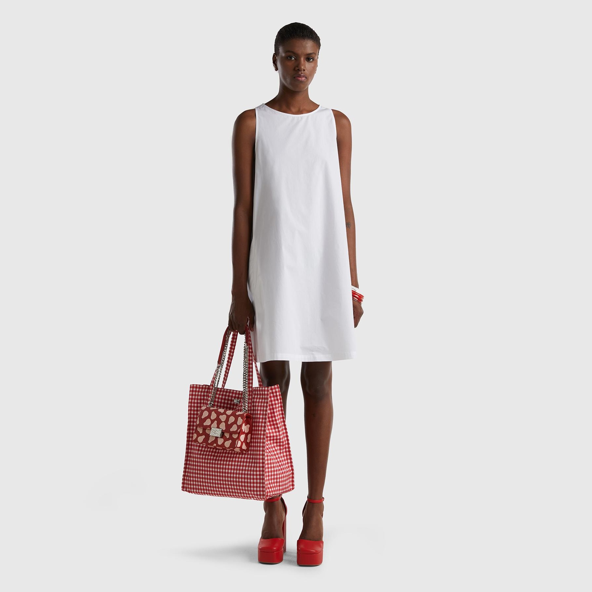 Kadın Beyaz %100 Koton Kolsuz Midi Boy Elbise