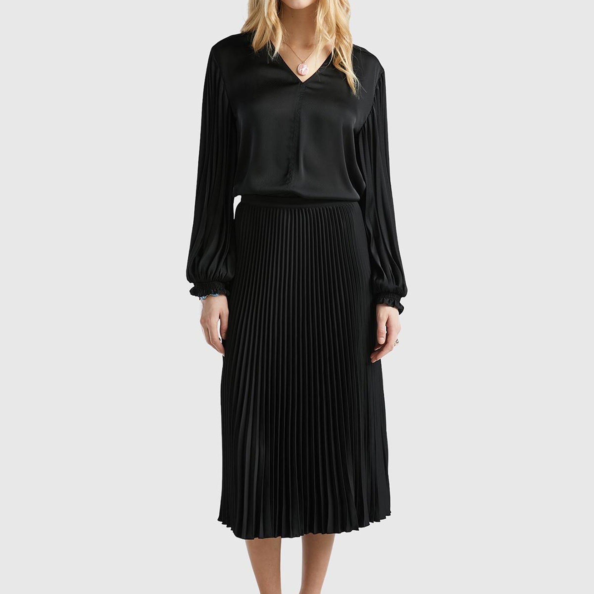 Kadın Siyah Rahat Kesim Uzun Etek