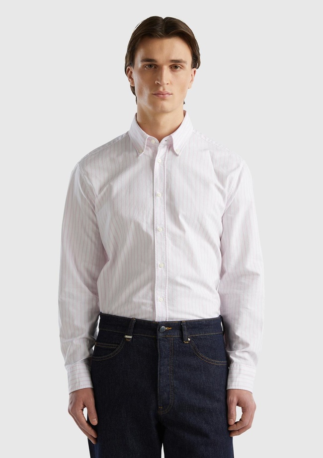  Erkek Pembe-Beyaz %100 Pamuk Çizgili Arkası Robalı Regular Fit Gömlek