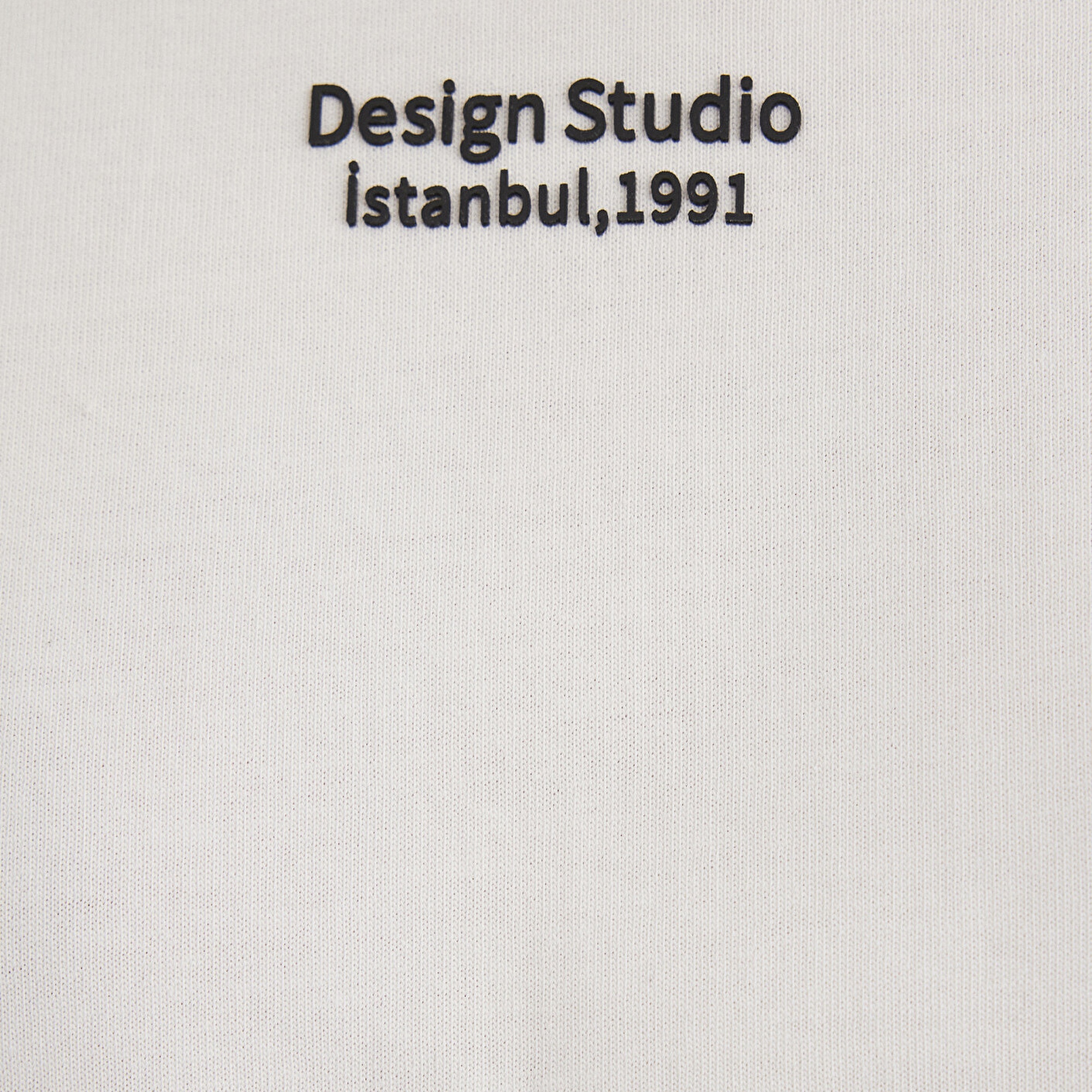 Mavi Baskılı Beyaz Tişört Regular Fit / Normal Kesim 1612911-70057