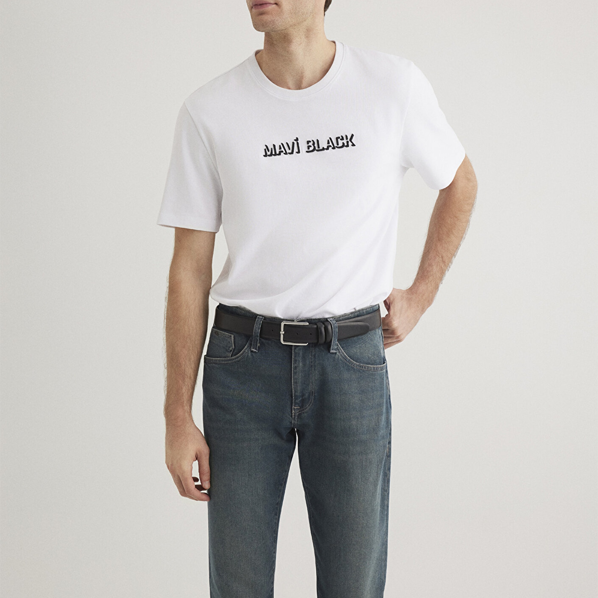 Mavi Mavi Black Baskılı Beyaz Tişört Regular Fit / Normal Kesim 0612527-620