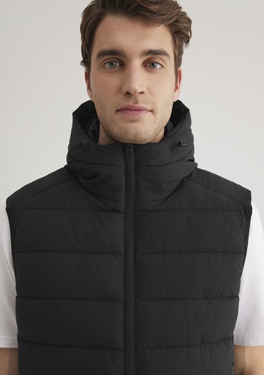  Mavi Mavi Jeans Detaylı Kapüşonlu Siyah Yelek Regular Fit / Normal Kesim 0110554-900