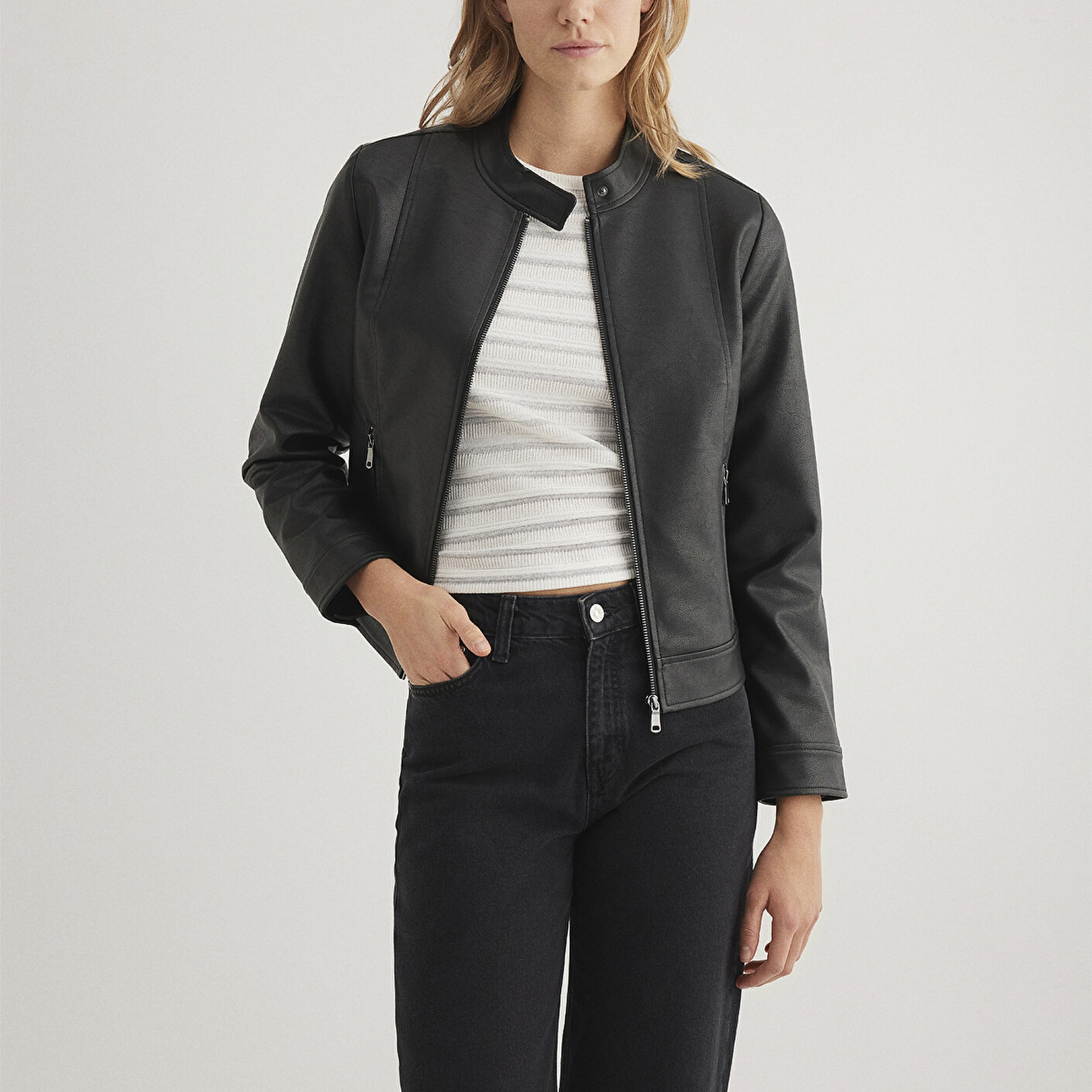 Mavi Dik Yaka Siyah Suni Deri Ceket Fitted / Vücuda Oturan Kesim 1110598-900