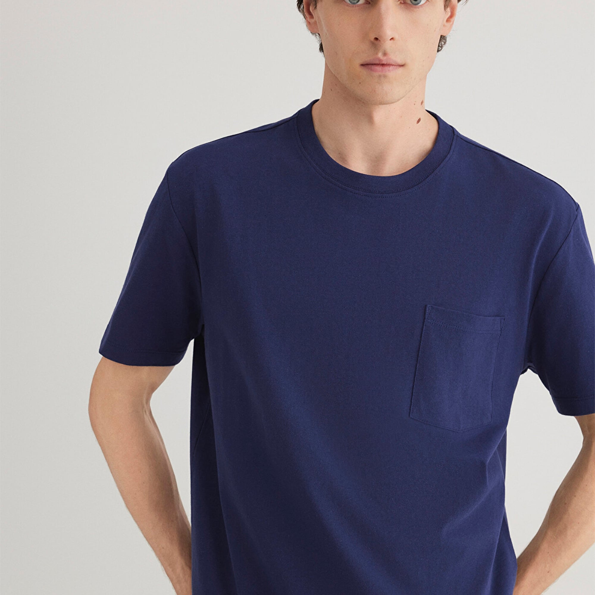 Mavi Cep Detaylı Lacivert Basic Tişört Loose Fit / Bol Rahat Kesim 066248-84371