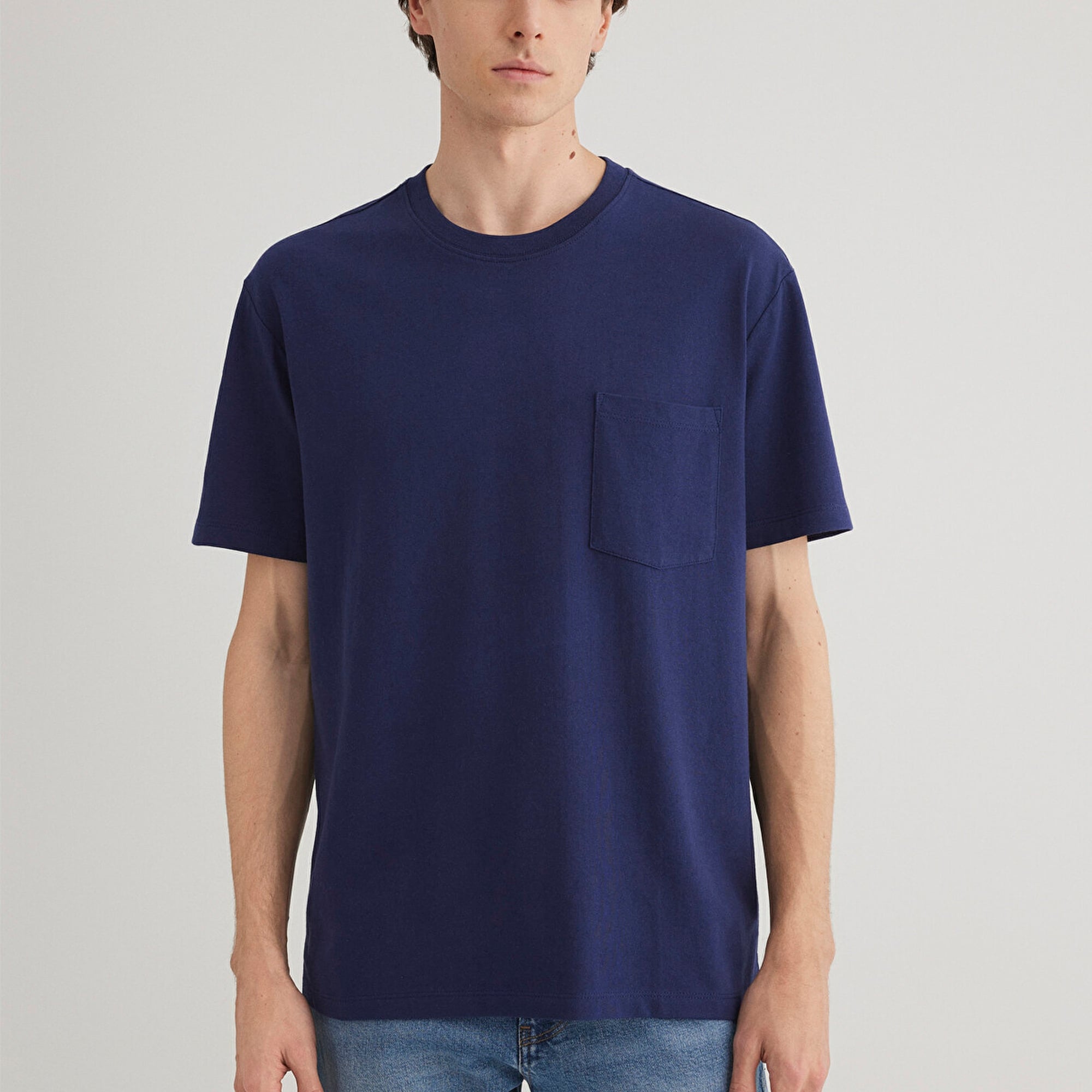 Mavi Cep Detaylı Lacivert Basic Tişört Loose Fit / Bol Rahat Kesim 066248-84371