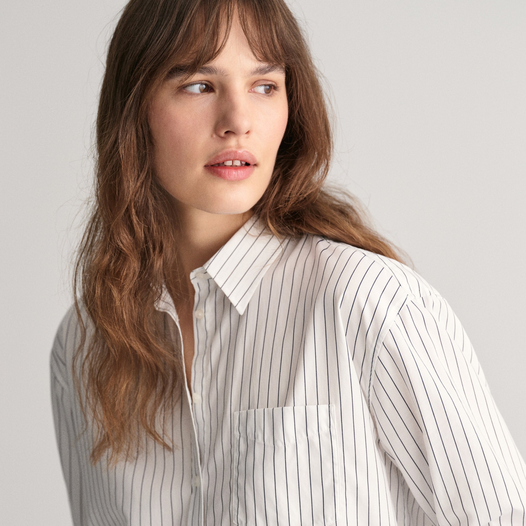 GANT Kadın Beyaz Relaxed Fit Çizgili Gömlek