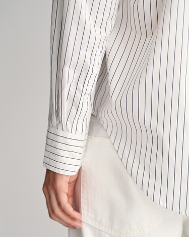  GANT Kadın Beyaz Relaxed Fit Çizgili Gömlek