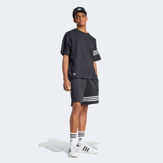  adidas NeuClassics Erkek Siyah T-Shirt