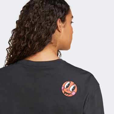  adidas Love Lift Us Up Kadın Siyah Crop T-Shirt