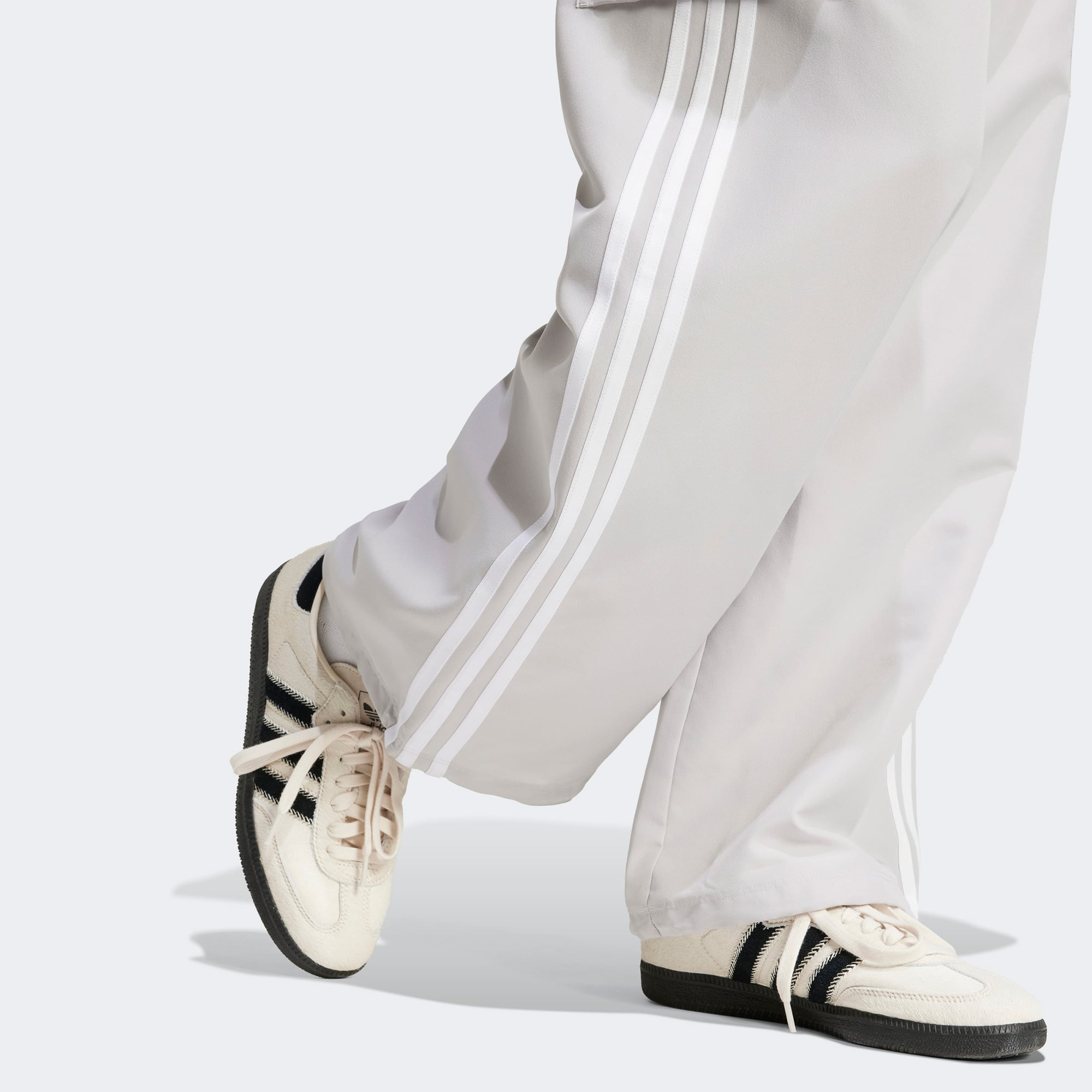 adidas Adicolor 3 Stripe Cargo Kadın Gri Eşofman Altı