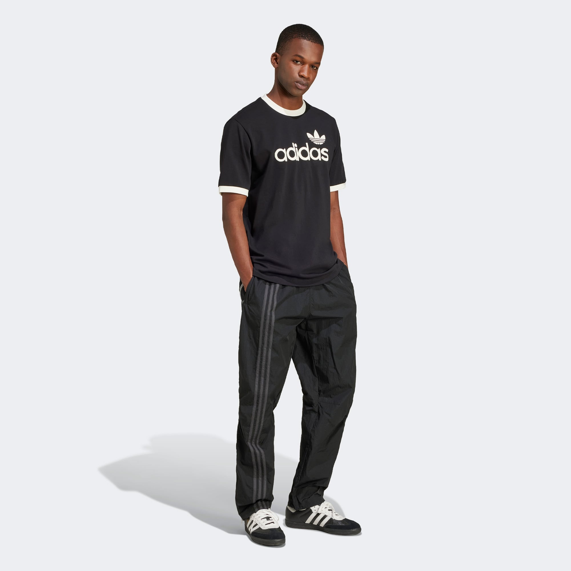 adidas Simple Erkek Siyah T-Shirt