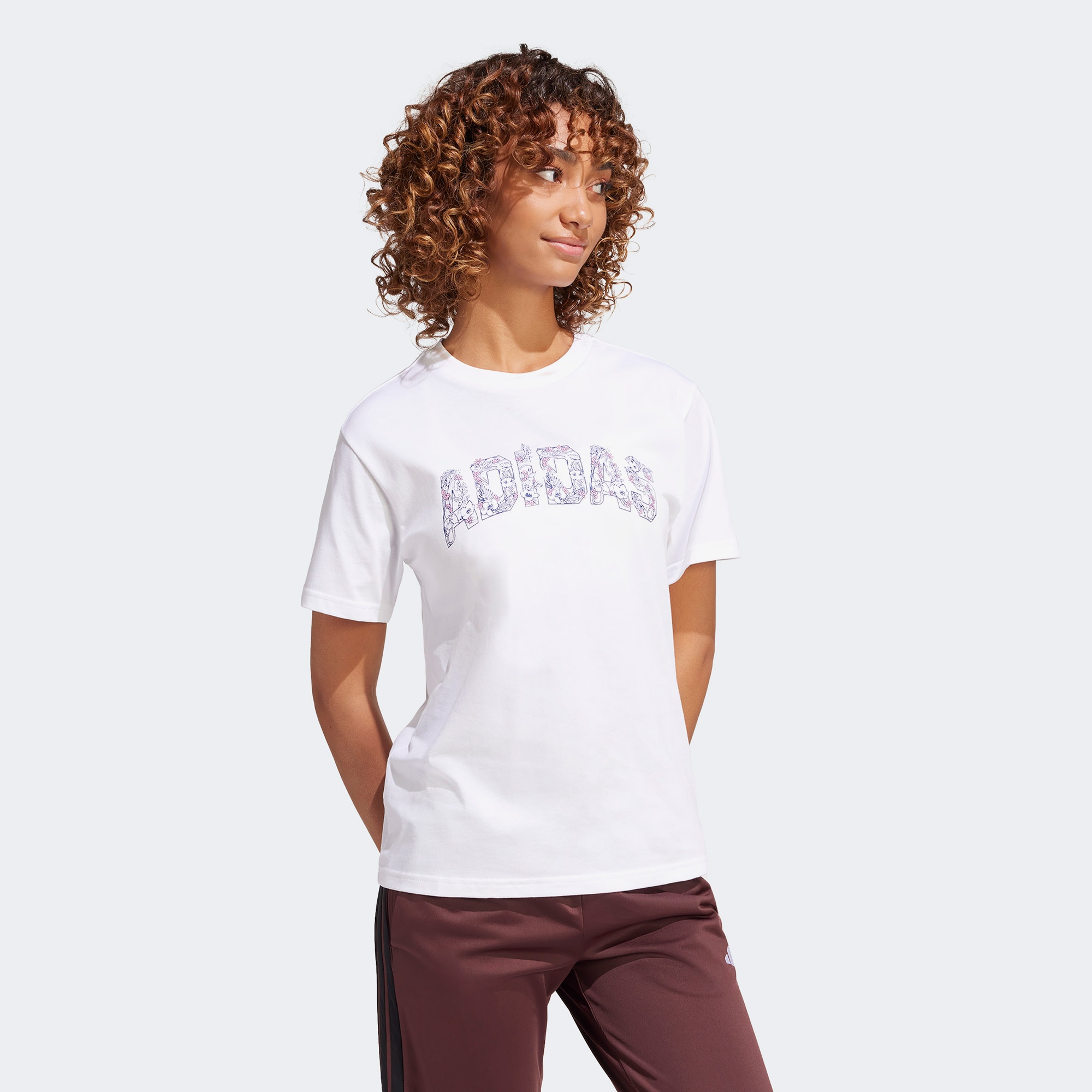 adidas Tech Illusrate Graphic Kadın Beyaz T-Shirt