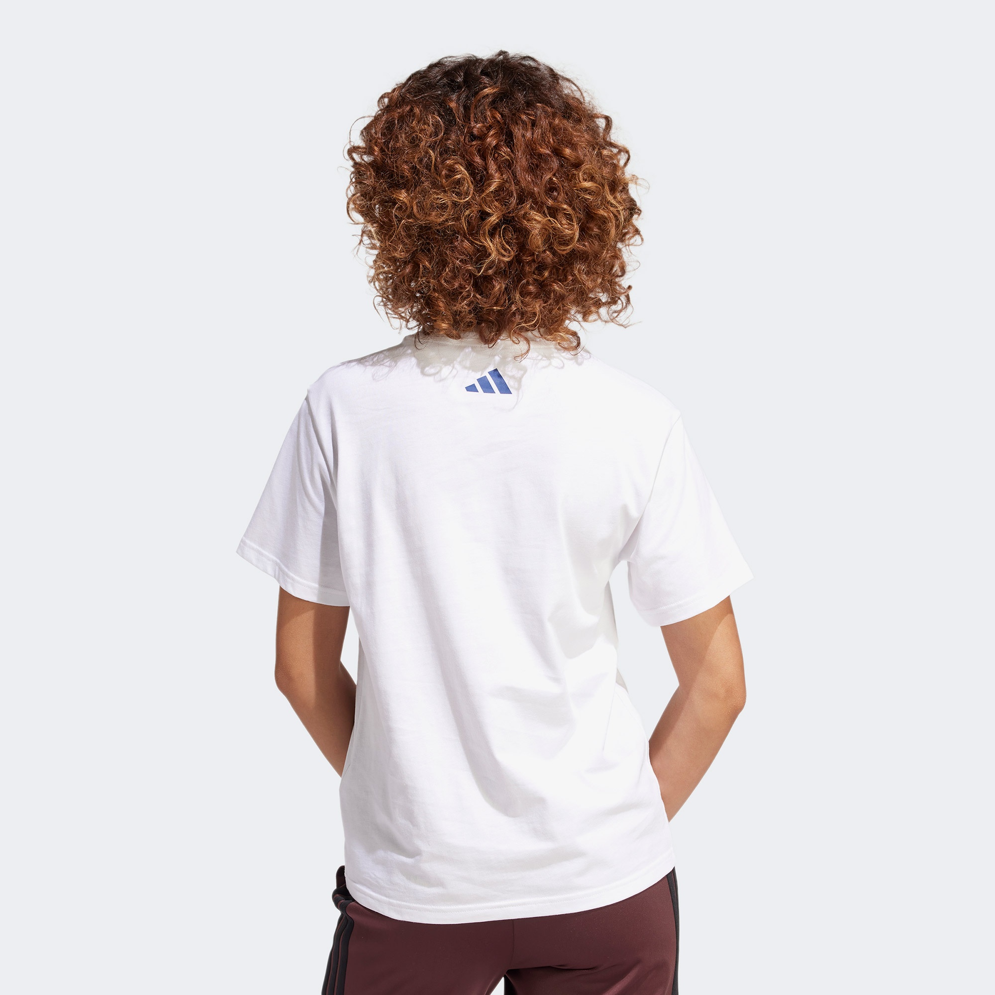 adidas Tech Illusrate Graphic Kadın Beyaz T-Shirt