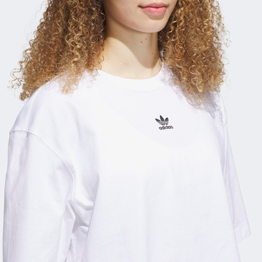  adidas Essentials Kadın Beyaz T-Shirt