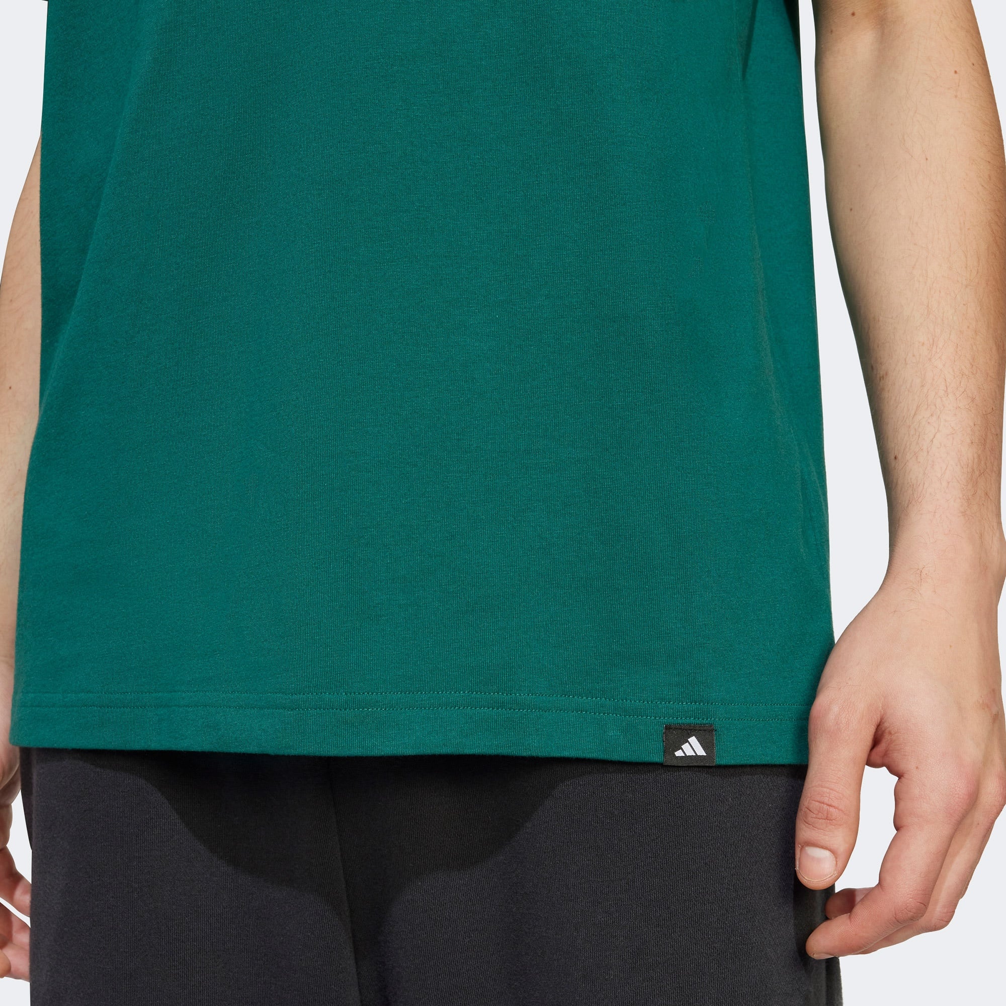 adidas Earth Day Graphic Erkek Yeşil T-Shirt