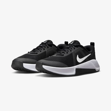  Nike MC Trainer 3 Kadın Siyah Spor Ayakkabı