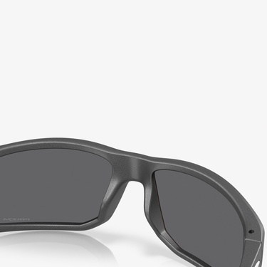  Oakley Gibston XL OO9470 Erkek Gri Güneş Gözlüğü