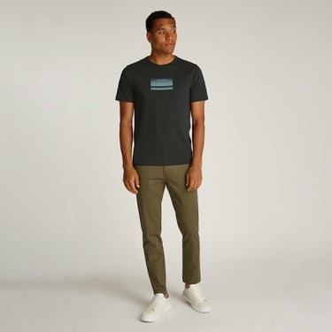  Calvin Klein Gradient Logo Erkek Siyah T-Shirt