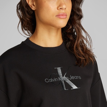  Calvin Klein Glossy Monologo Regular Kadın Siyah Sweatshirt