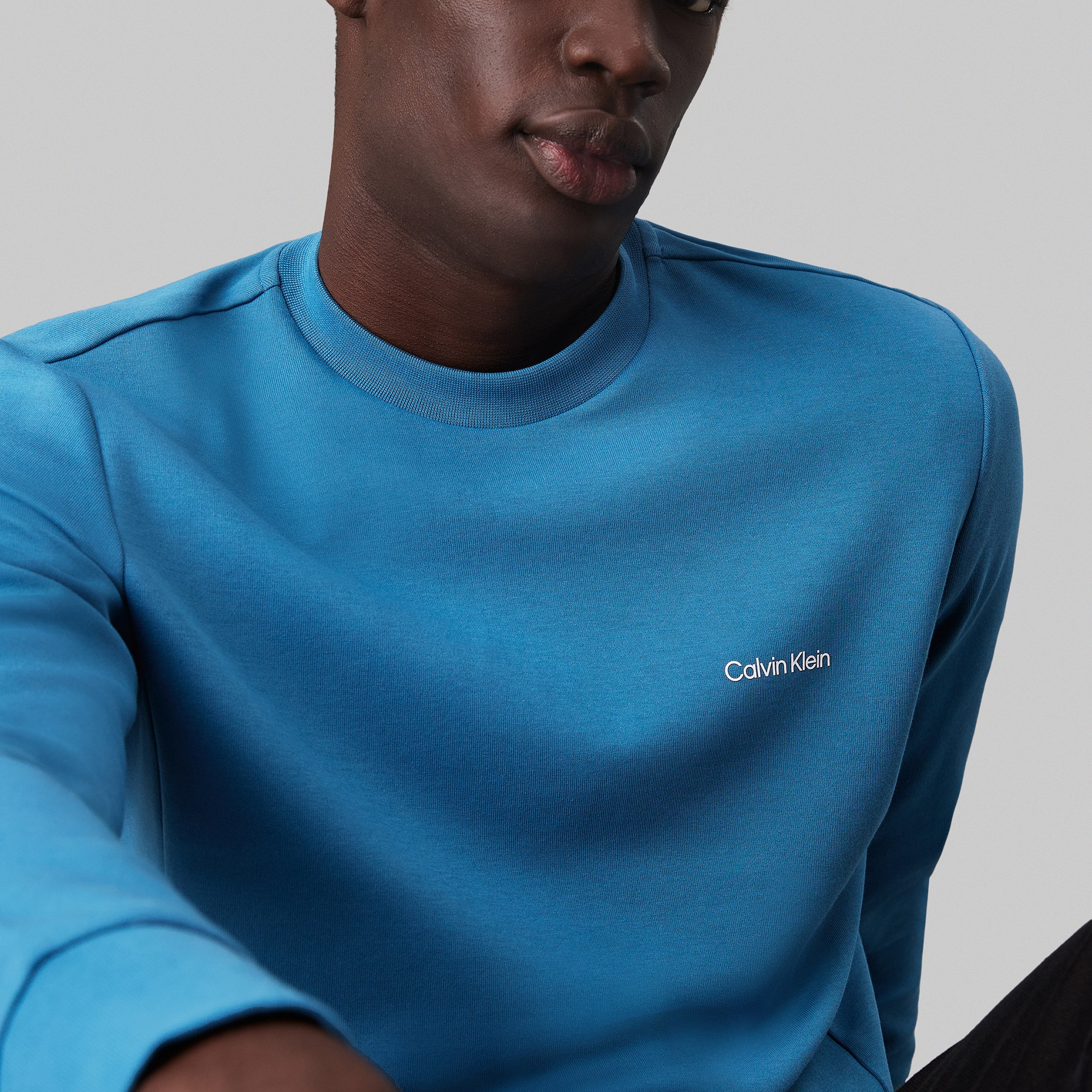 Calvin Klein Micro Logo Repreve Erkek Mavi Sweatshirt
