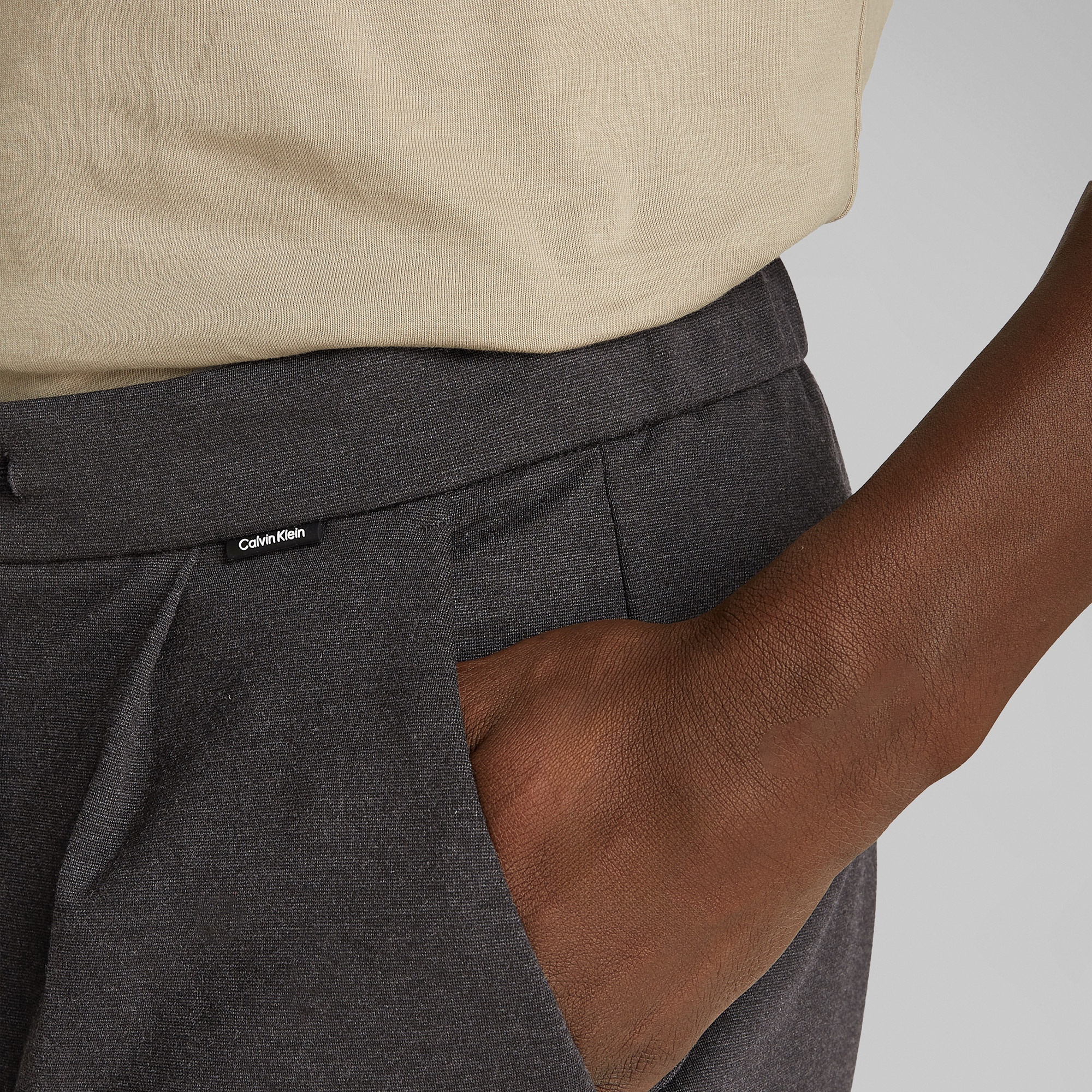 Calvin Klein Comfort Knit Tapered Pleat Erkek Gri Pantolon