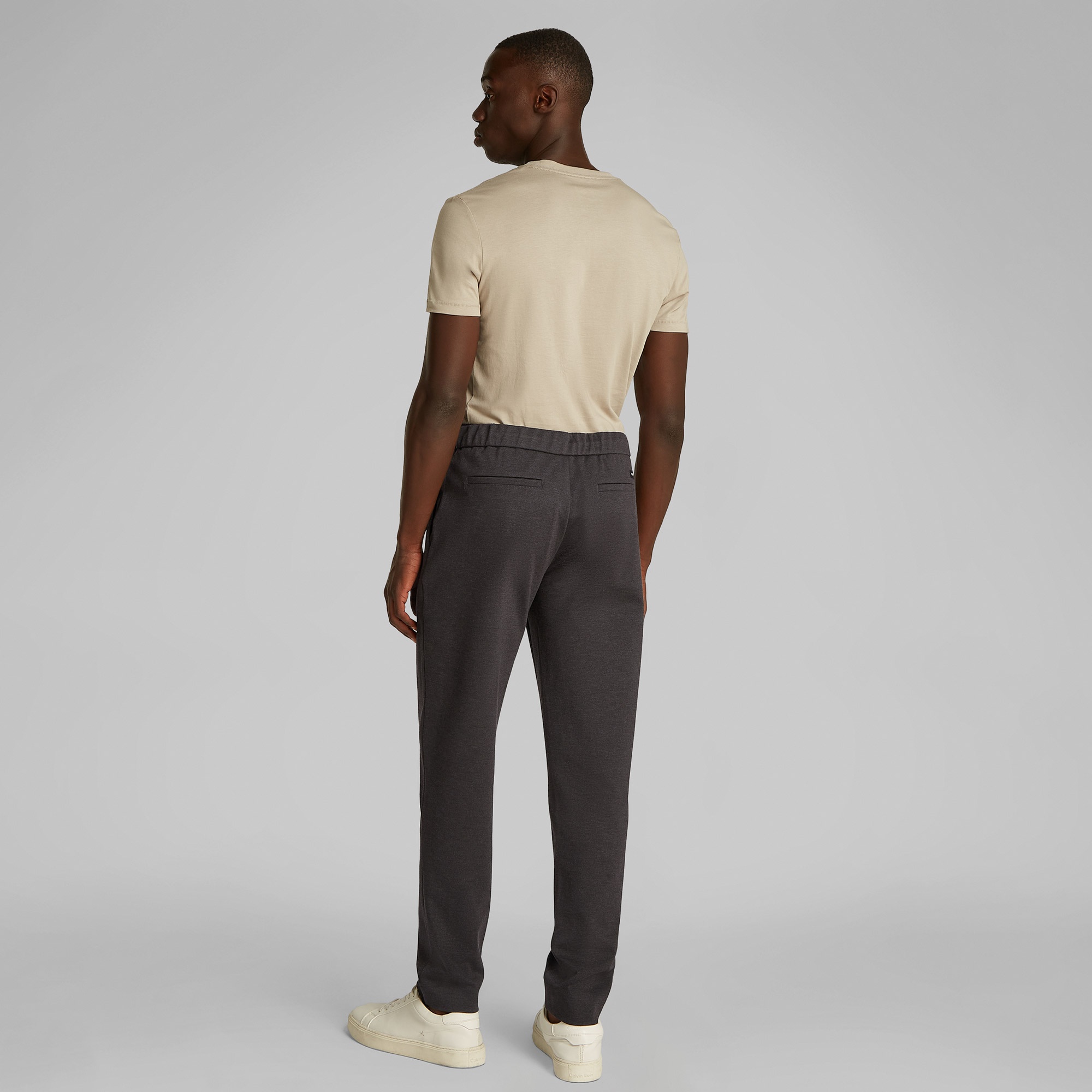 Calvin Klein Comfort Knit Tapered Pleat Erkek Gri Pantolon