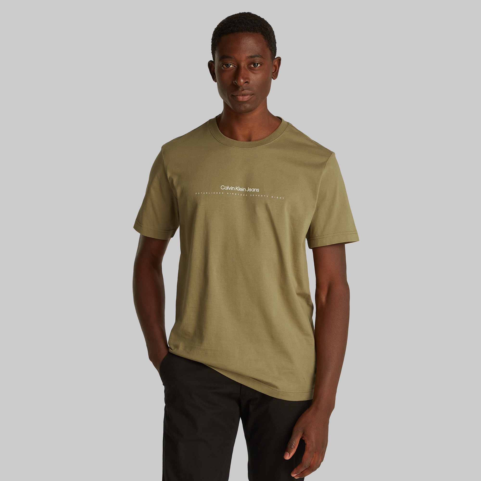 Calvin Klein Minimal Logo Erkek Yeşil T-Shirt
