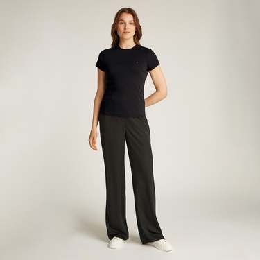  Calvin Klein Kadın Siyah T-Shirt