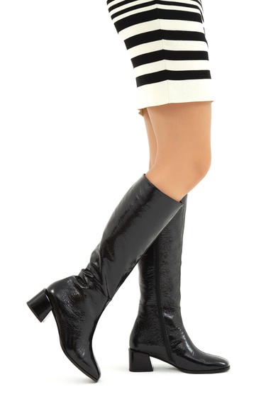 Tamer Tanca Kadın Hakiki Deri Siyah Rugan Topuklu Çizme