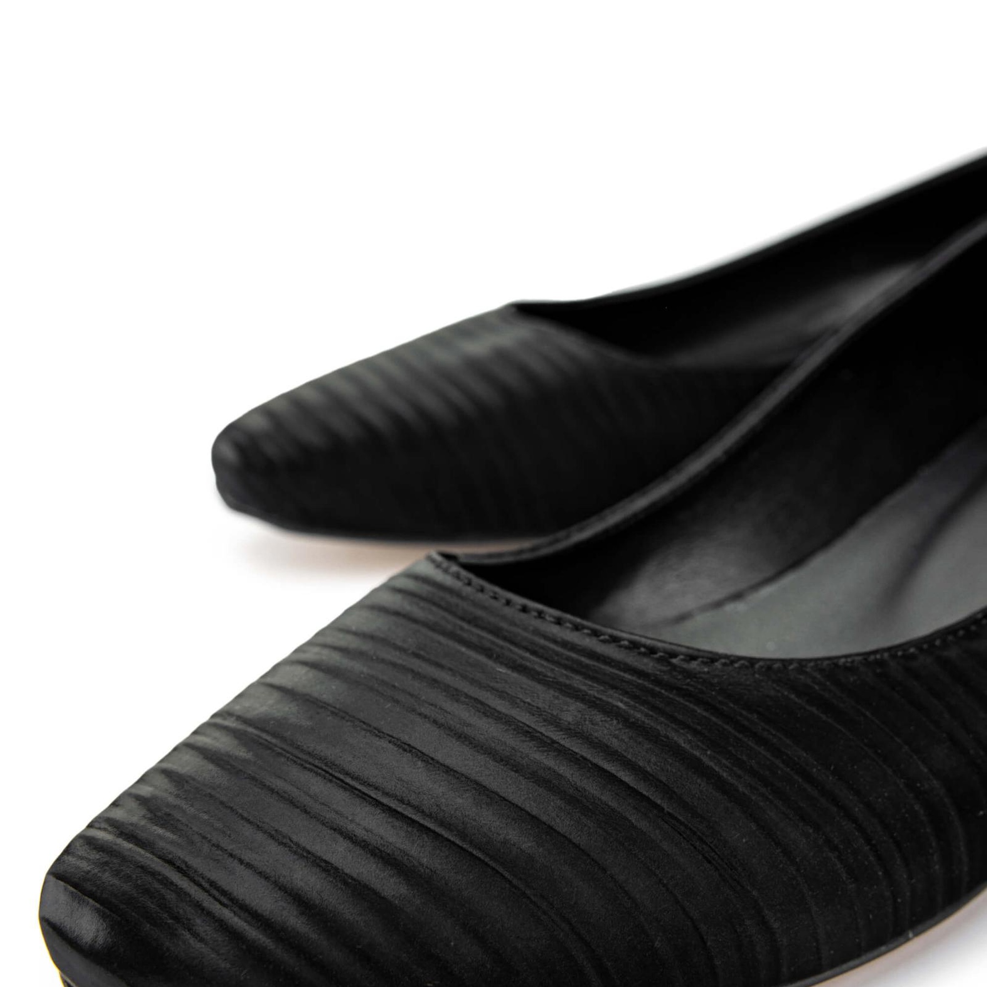 Tamer Tanca Kadın Hakiki Deri Siyah Babet Ayakkabı