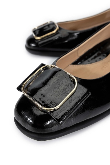  Tamer Tanca Kadın Hakiki Deri Siyah Rugan Babet Ayakkabı