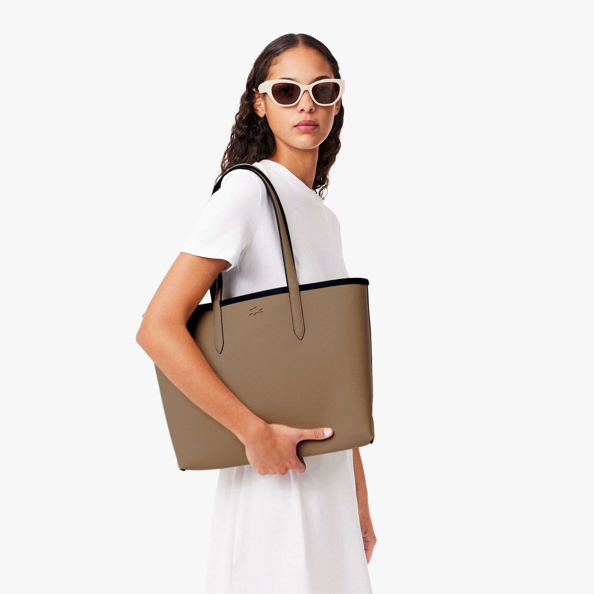 Lacoste Anna Kadın Çift Taraflı Siyah Omuz Çantası