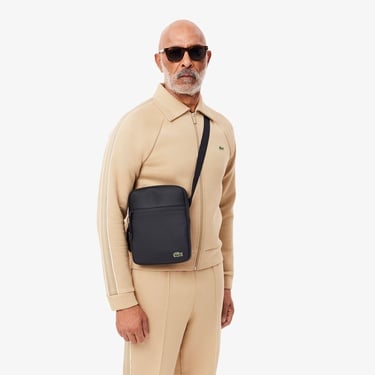  Lacoste LCST Erkek Siyah Postacı Çantası