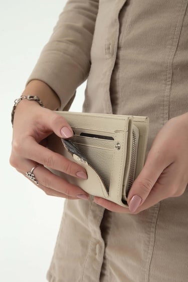  Tamer Tanca Kadın Hakiki Deri Bej Günlük Cuzdan