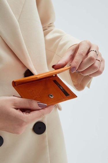  Tamer Tanca Erkek Hakiki Deri Vizon Kartlık