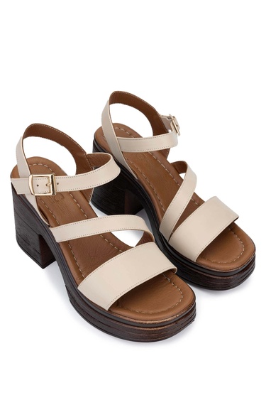  Tamer Tanca Kadın Hakiki Deri Bej Topuklu Sandalet